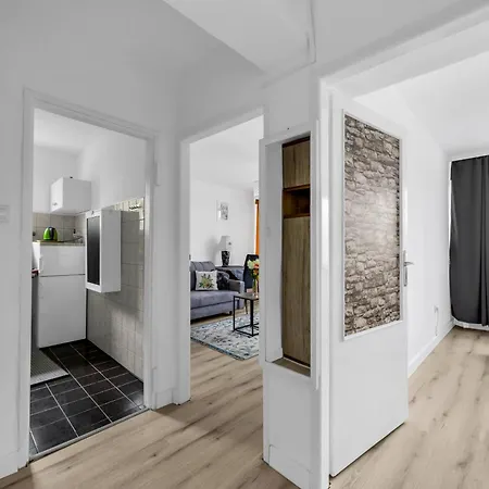 Apartment Kruczkowskiego - Balcony, Location - By Rentujemy